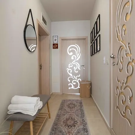 June One Bedroom Sea View Diamond