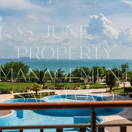 June One Bedroom Sea View Diamond Apartmán Sarafovo